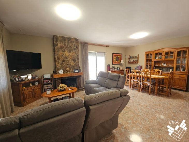 3 slaapkamer Villa te koop in Vinaros met zwembad garage - € 399.000 (Ref: 10174021)
