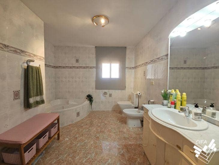 3 slaapkamer Villa te koop in Vinaros met zwembad garage - € 399.000 (Ref: 10174021)