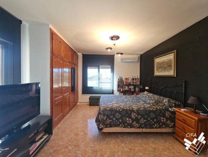 3 slaapkamer Villa te koop in Vinaros met zwembad garage - € 399.000 (Ref: 10174021)