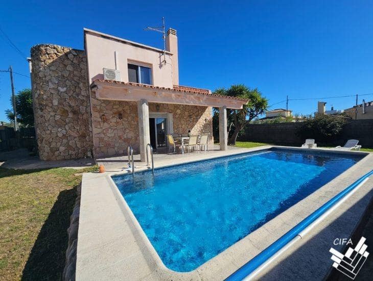 3 slaapkamer Villa te koop in Vinaros met zwembad garage - € 399.000 (Ref: 10174021)