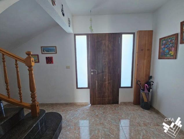 3 slaapkamer Villa te koop in Vinaròs met zwembad garage - € 399.000 (Ref: 10174021)