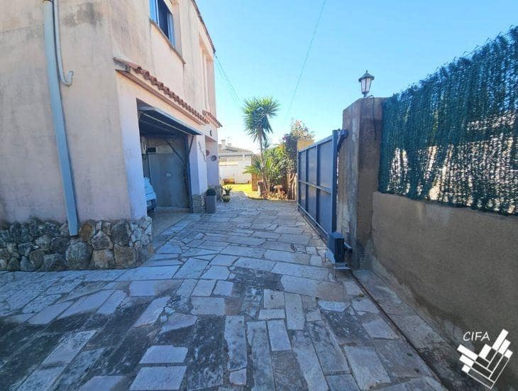 3 slaapkamer Villa te koop in Vinaros met zwembad garage - € 399.000 (Ref: 10174021)