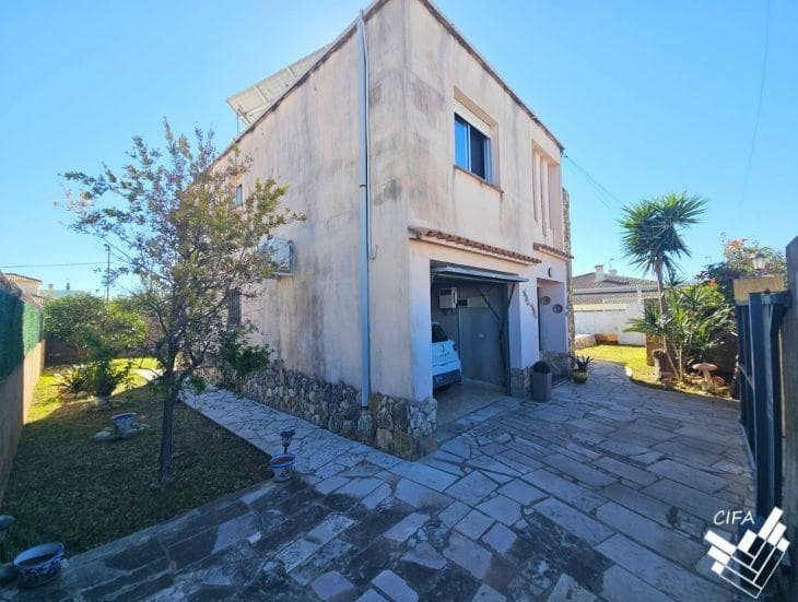 3 slaapkamer Villa te koop in Vinaros met zwembad garage - € 399.000 (Ref: 10174021)