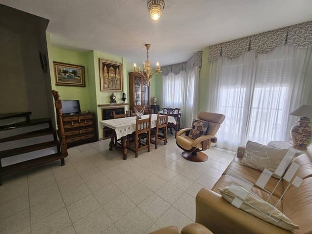4 soveværelse Byhus til salg i Vinaròs med garage - € 195.000 (Ref: 8546512)