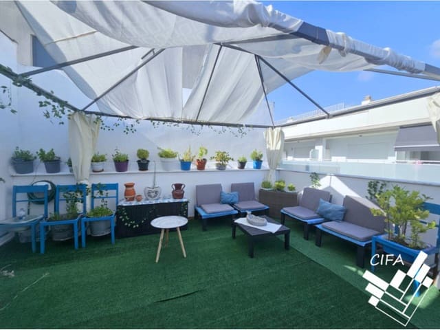 2 makuuhuone Kattohuoneisto myytävänä paikassa Vinaròs - 185 000 € (Ref: 9163303)