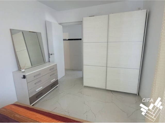 4 makuuhuone Omakotitalo vuokrattavana paikassa Vinaròs - 950 € (Ref: 9302822)