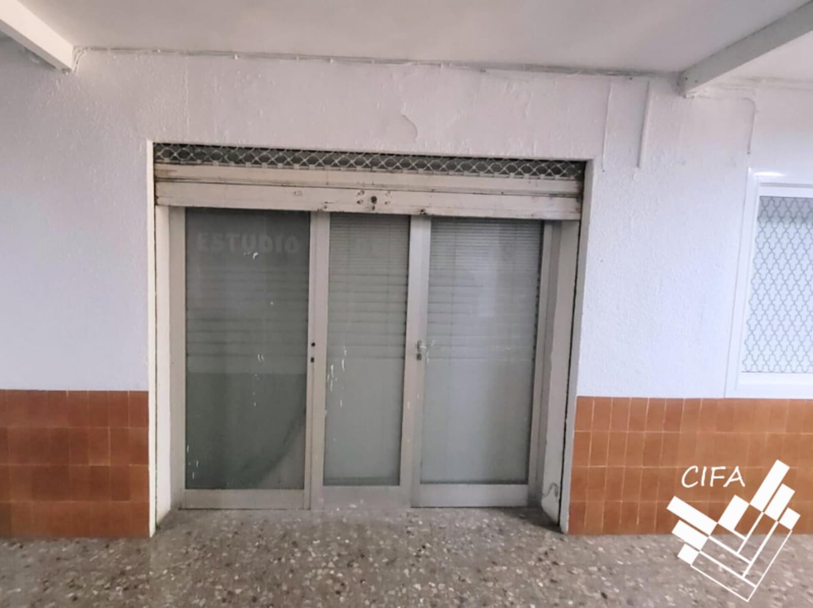1 bedroom Commercial for sale in Vinaros - € 21,630 (Ref: 9379462)