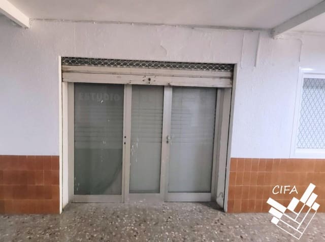 1 bedroom Commercial for sale in Vinaròs - € 21,630 (Ref: 9379462)