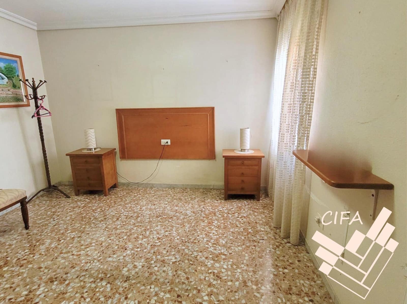 5 slaapkamer Flat te koop in Vinaros - € 180.000 (Ref: 9379463)