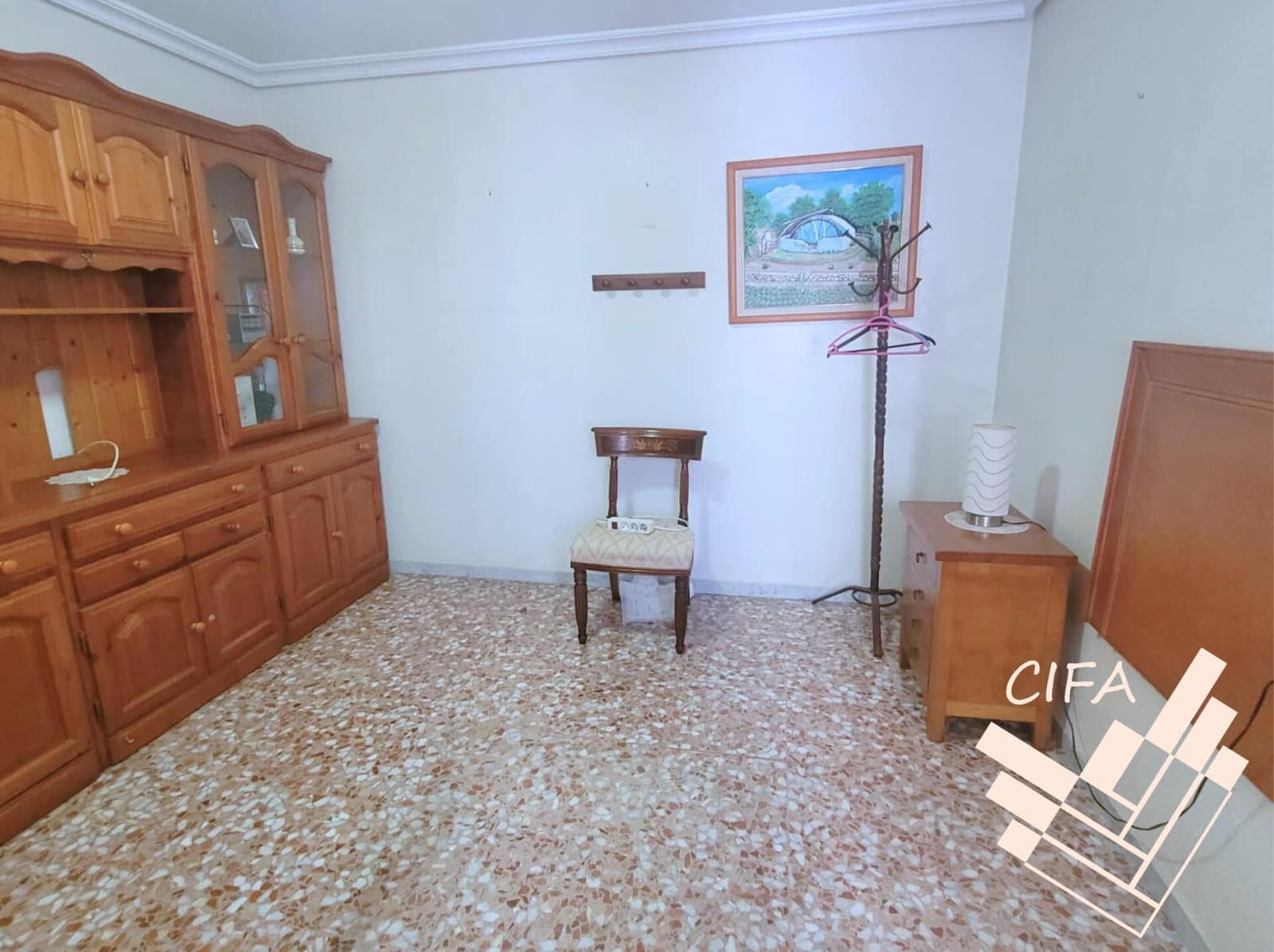 5 slaapkamer Flat te koop in Vinaros - € 180.000 (Ref: 9379463)