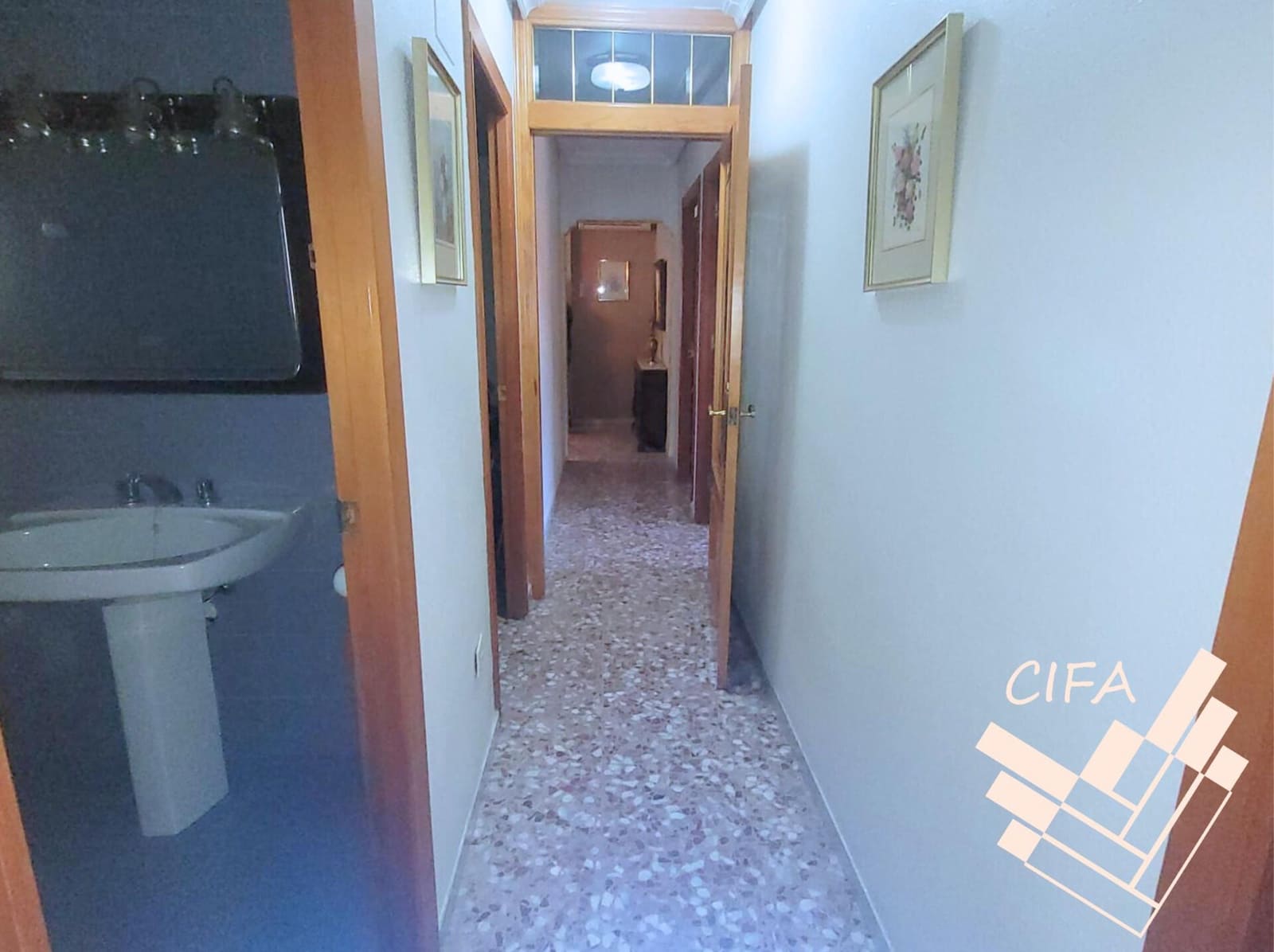5 slaapkamer Flat te koop in Vinaros - € 180.000 (Ref: 9379463)
