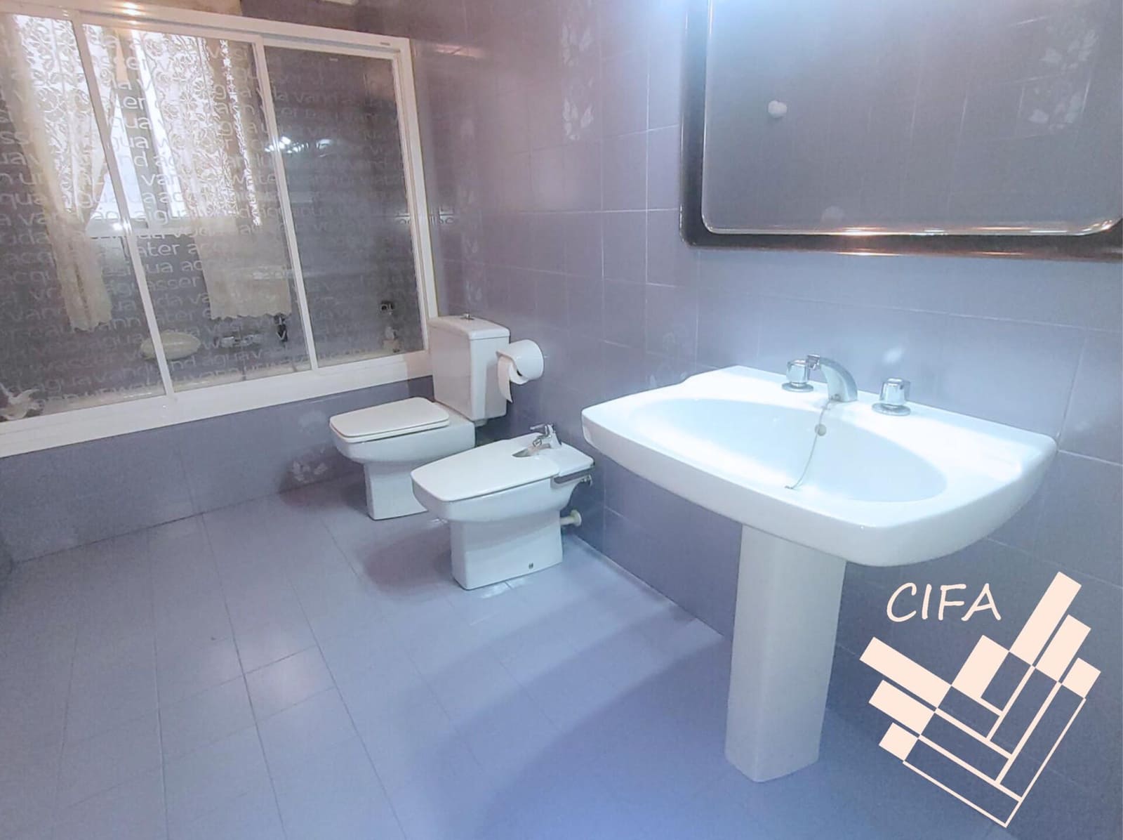 5 slaapkamer Flat te koop in Vinaros - € 180.000 (Ref: 9379463)