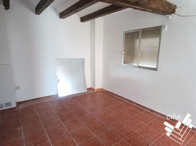 5 bedroom Townhouse for sale in Benicarló - € 80,000 (Ref: 9379468)