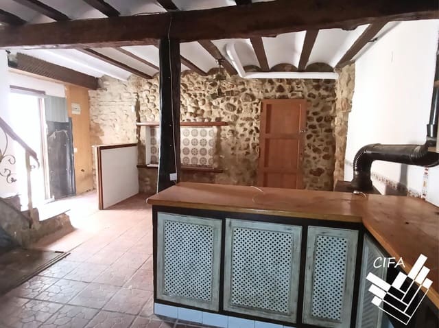 5 bedroom Townhouse for sale in Benicarló - € 80,000 (Ref: 9379468)