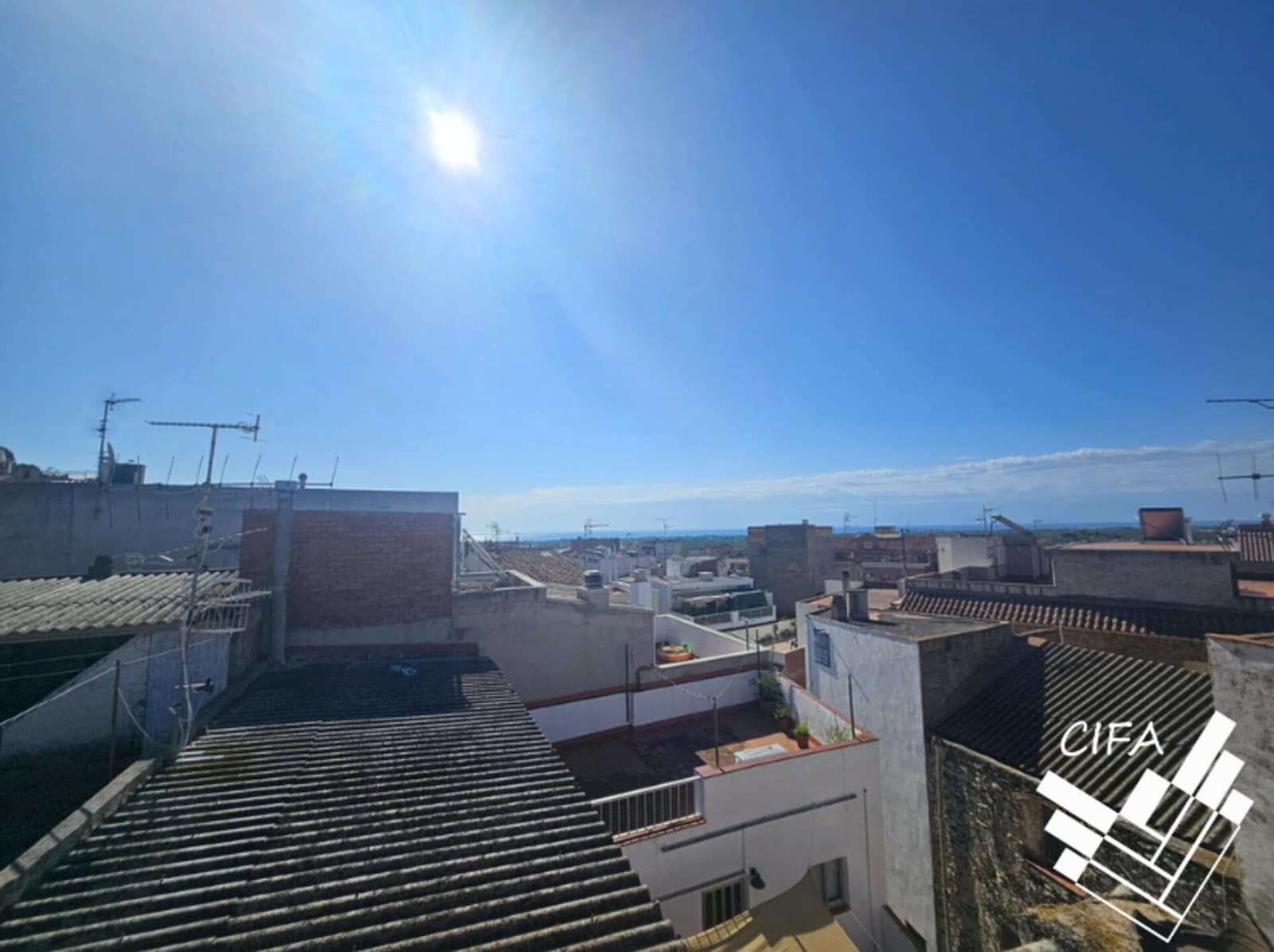 4 bedroom Townhouse for sale in Alcanar - € 139,900 (Ref: 9379473)