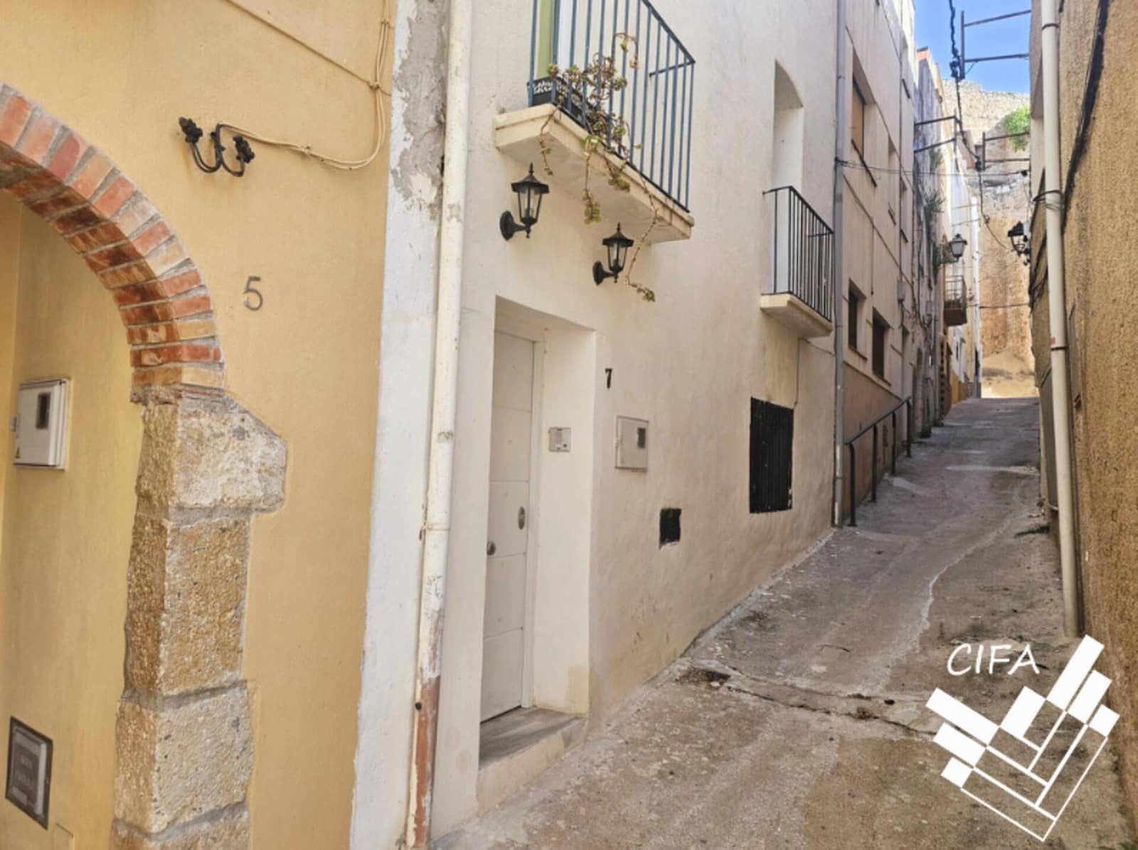 4 bedroom Townhouse for sale in Alcanar - € 139,900 (Ref: 9379473)