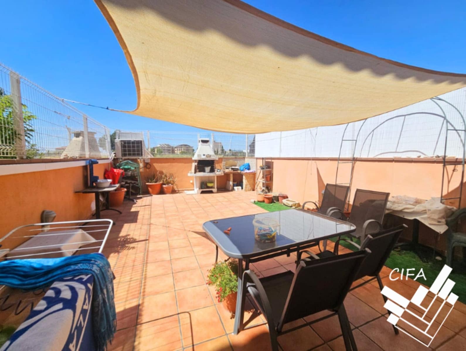 4 sovrum Radhus till salu i Sant Mateu med garage - 198 000 € (Ref: 9379475)