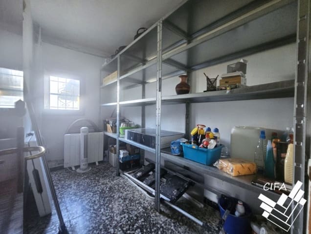 4 bedroom Finca/Country House for sale in Vinaròs - € 274,000 (Ref: 9379477)