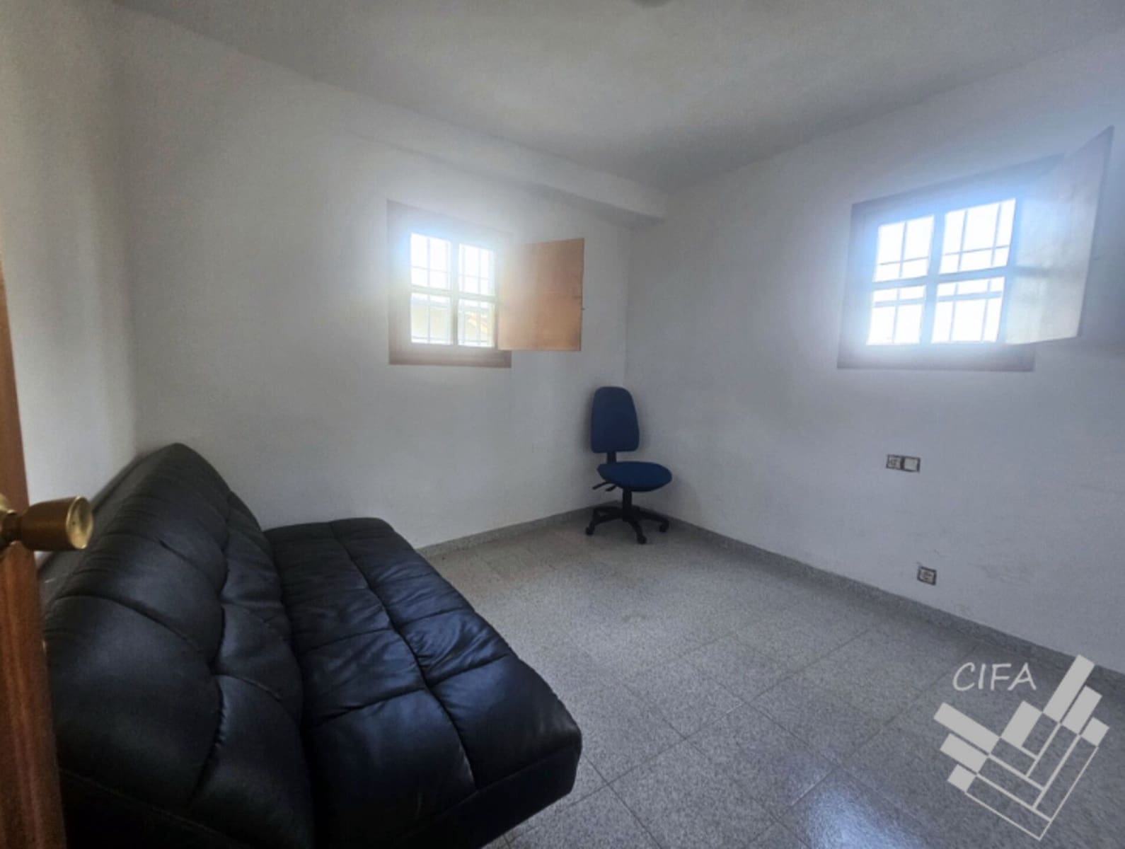 4 bedroom Finca/Country House for sale in Vinaros - € 274,000 (Ref: 9379477)