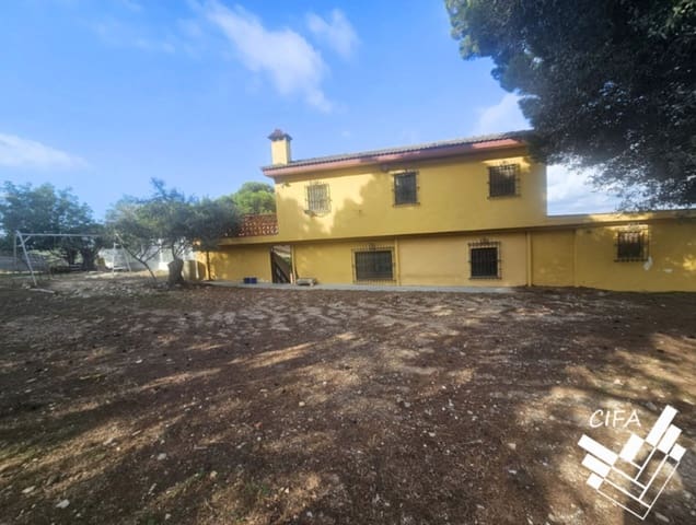 4 bedroom Finca/Country House for sale in Vinaròs - € 274,000 (Ref: 9379477)