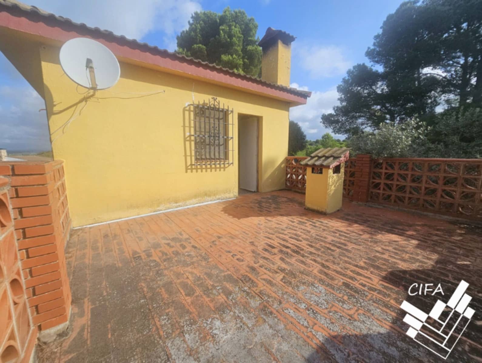 4 bedroom Finca/Country House for sale in Vinaros - € 274,000 (Ref: 9379477)