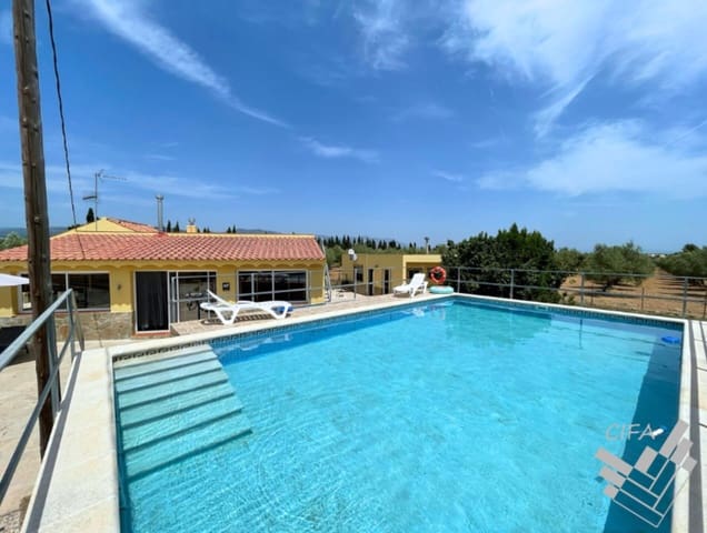 2 bedroom Finca/Country House for sale in Ulldecona - € 365,000 (Ref: 9379478)