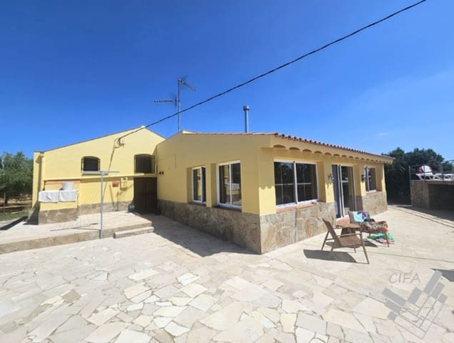 2 bedroom Finca/Country House for sale in Ulldecona - € 365,000 (Ref: 9379478)