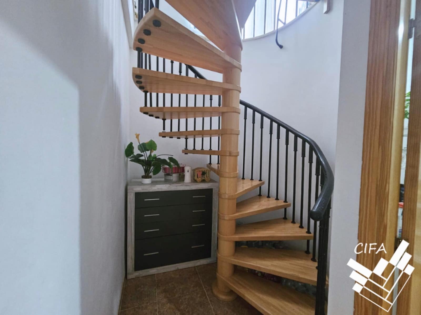 2 bedroom Penthouse for sale in Vinaros - € 185,000 (Ref: 9379483)