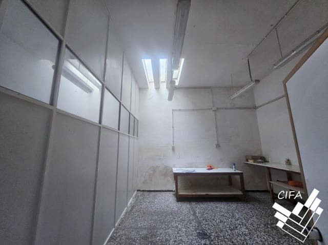 Erhverv til leje i Vinaròs - € 850 (Ref: 9379484)