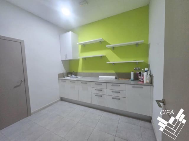 Erhverv til leje i Vinaròs - € 850 (Ref: 9379484)