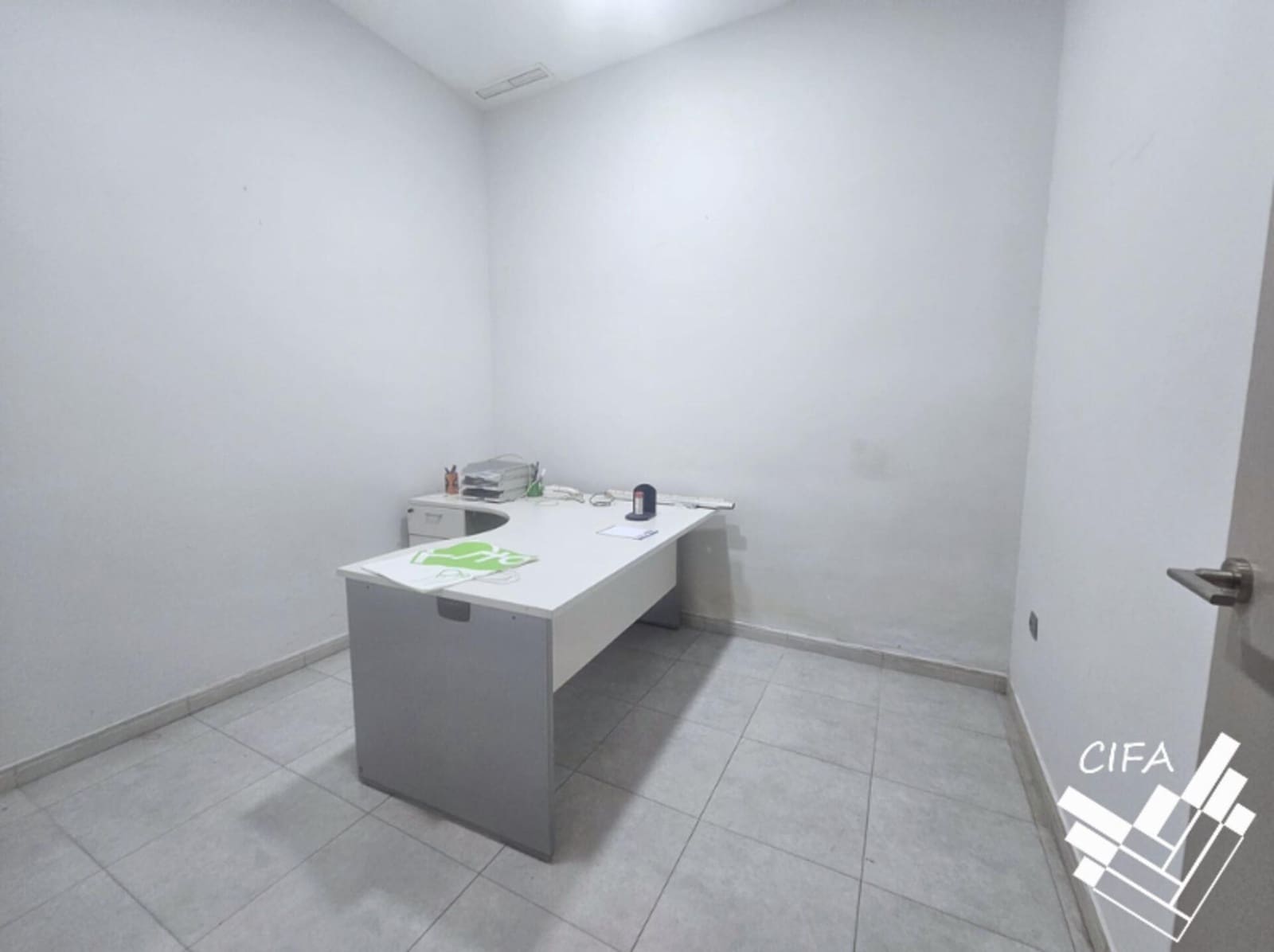 Commercieel te huur in Vinaros - € 850 (Ref: 9379484)