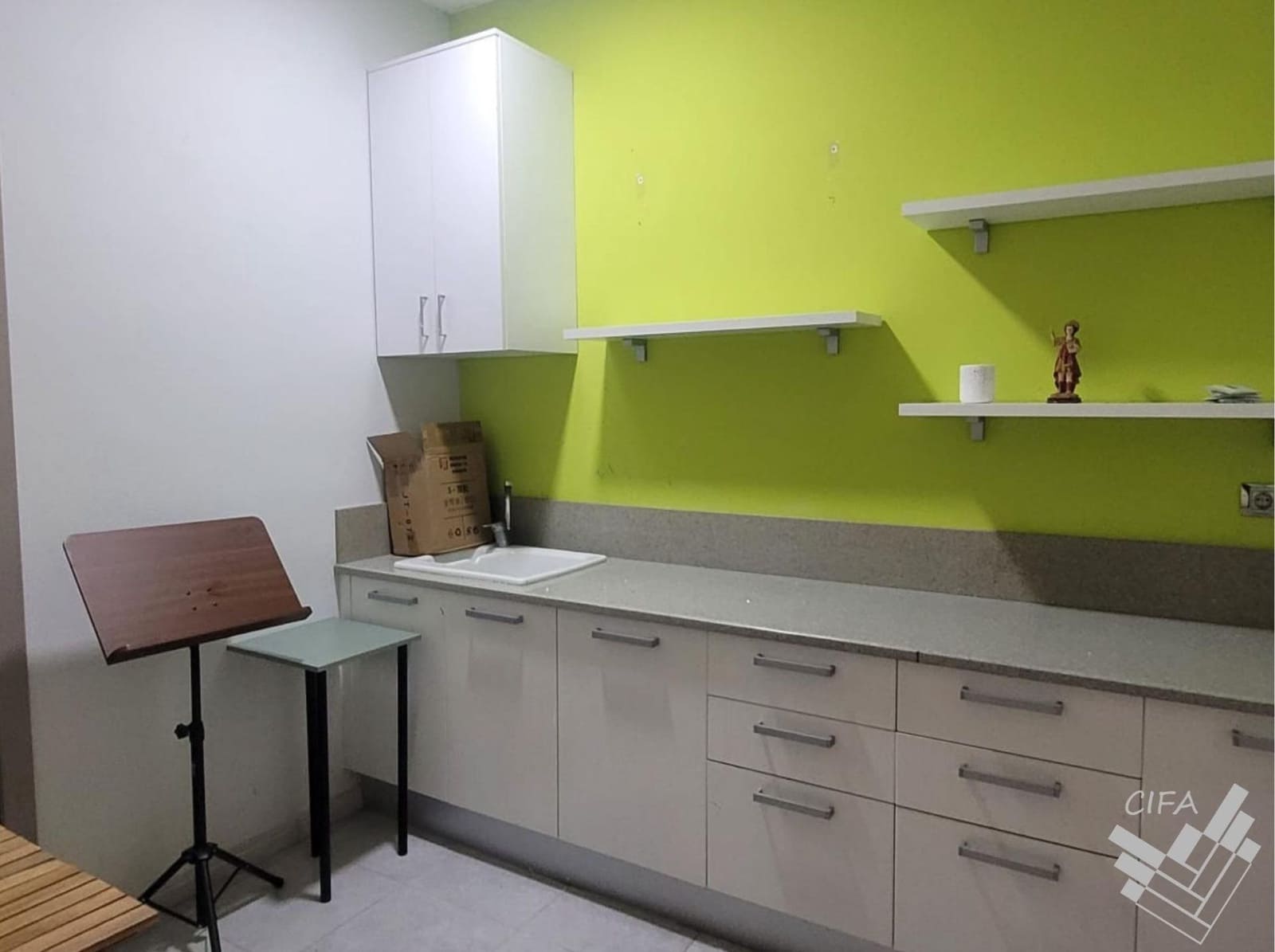 Gewerbe zu vermieten in Vinaros - 850 € (Ref: 9379484)
