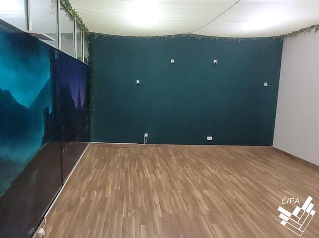 Commercieel te huur in Vinaròs - € 850 (Ref: 9379484)