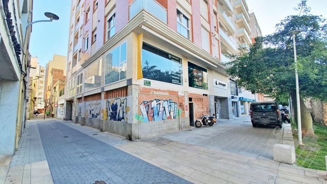 Commercial for rent in Vinaròs - € 1,000 (Ref: 9379485)