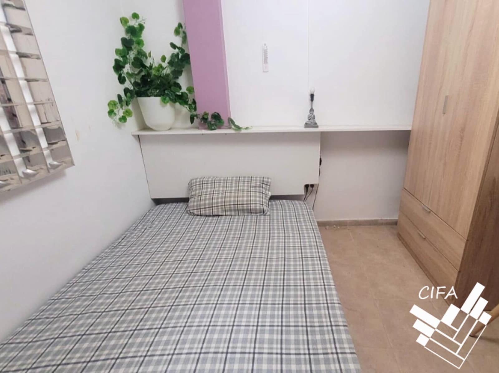 3 bedroom Commercial for sale in Vinaros - € 78,000 (Ref: 9379486)