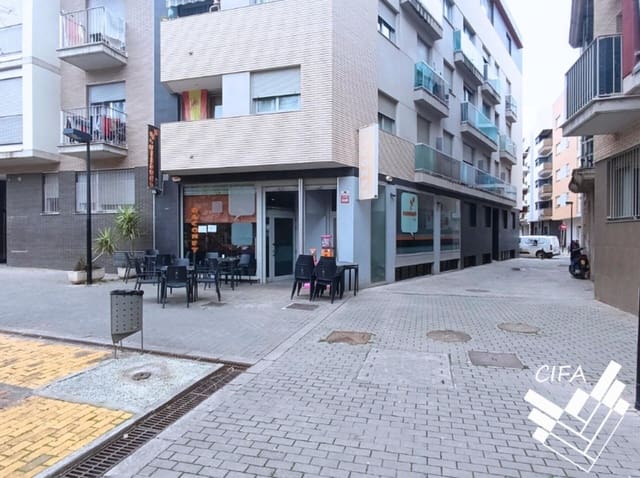 Kaupallinen myytävänä paikassa Benicarló - 100 000 € (Ref: 9379488)