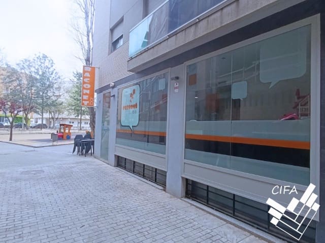 Kaupallinen myytävänä paikassa Benicarló - 100 000 € (Ref: 9379488)