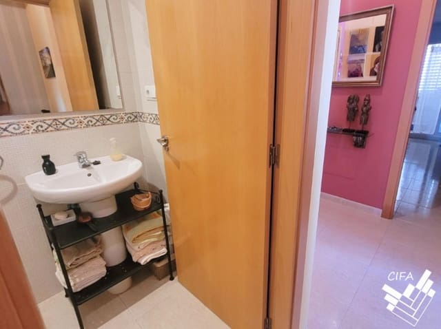 2 soverom Leilighet til salgs i Vinaròs med garasje - € 147 500 (Ref: 9379489)