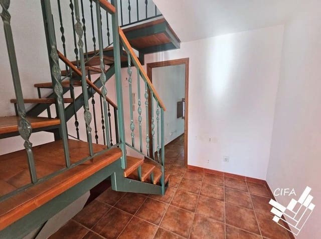 3 makuuhuone Omakotitalo myytävänä paikassa La Jana - 90 400 € (Ref: 9379491)