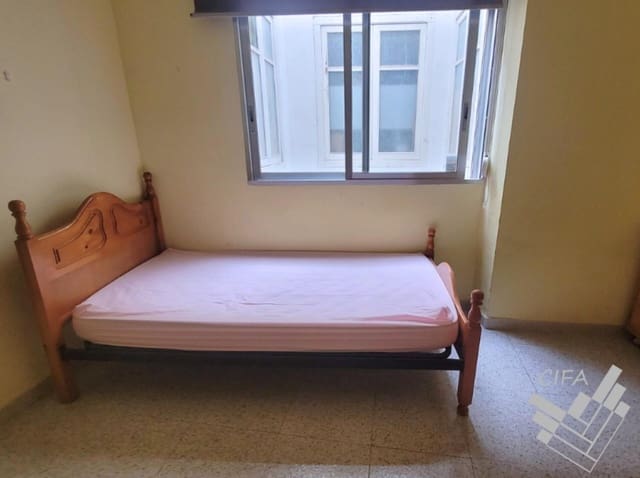 3 bedroom Townhouse for sale in Vinaròs - € 195,000 (Ref: 9379493)