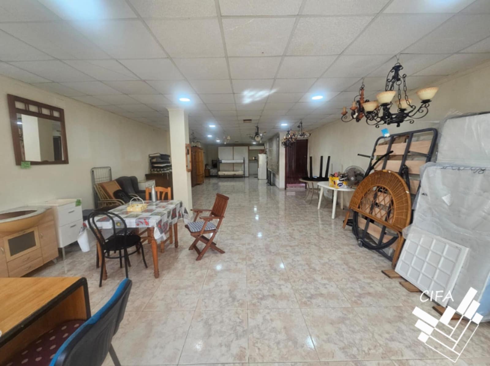 Commercial for sale in Alcossebre - € 100,000 (Ref: 9379494)