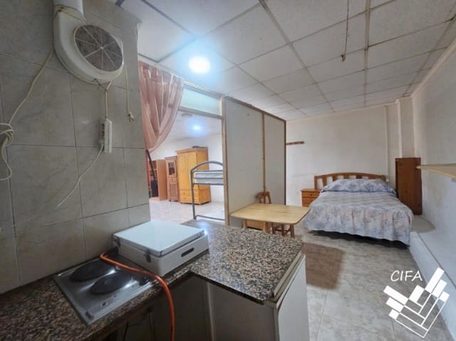 Commercial for sale in Alcossebre, Alcalá de Xivert - € 100,000 (Ref: 9379494)