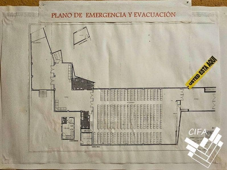 Commercial for sale in Vinaros - € 350,000 (Ref: 9379496)