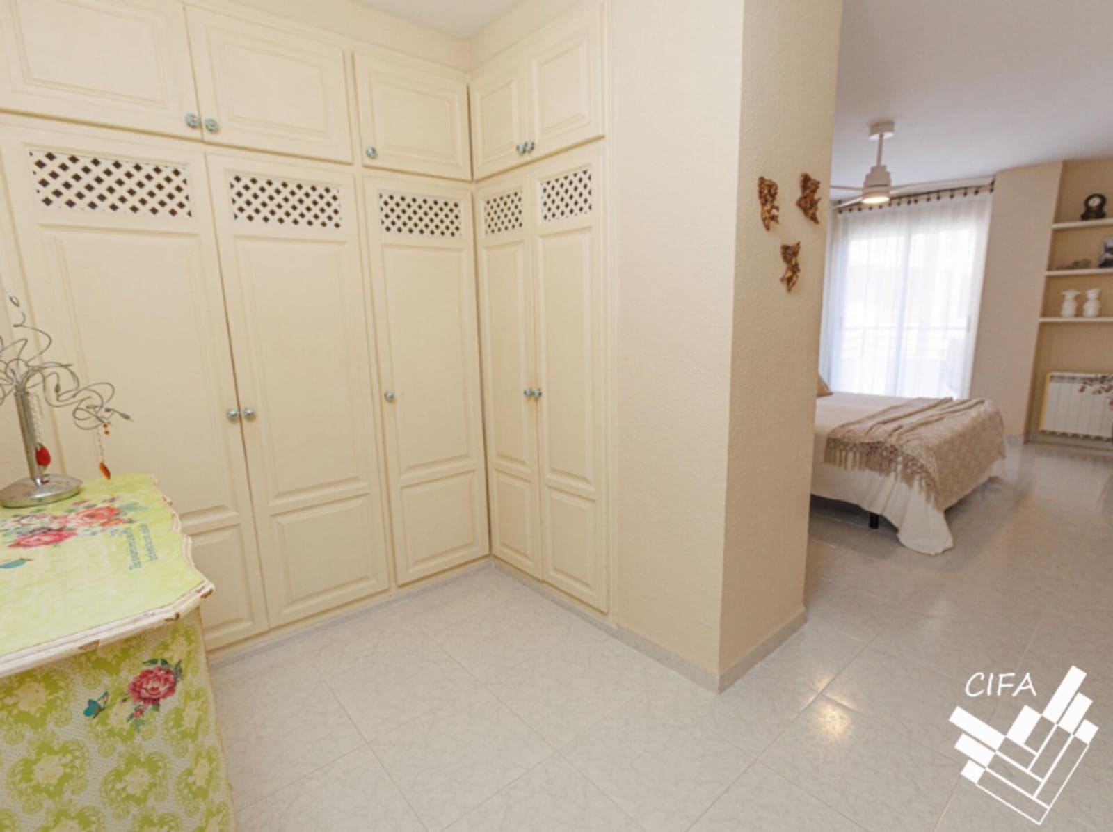 4 bedroom Flat for sale in Vinaros - € 330,000 (Ref: 9379501)