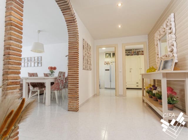 4 sovrum Lägenhet till salu i Vinaròs - 330 000 € (Ref: 9379501)