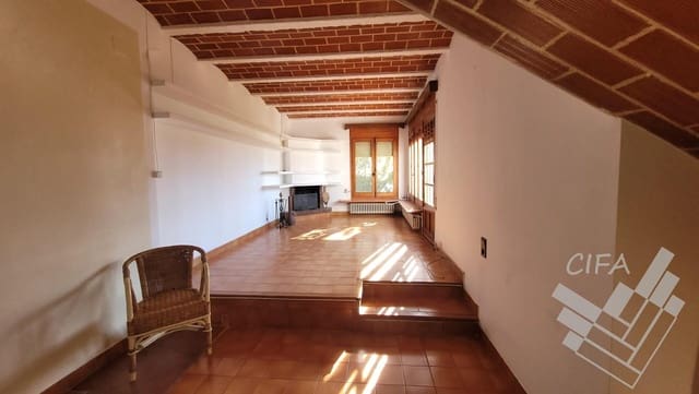 3 bedroom Villa for sale in Vinaròs with garage - € 440,000 (Ref: 9379512)