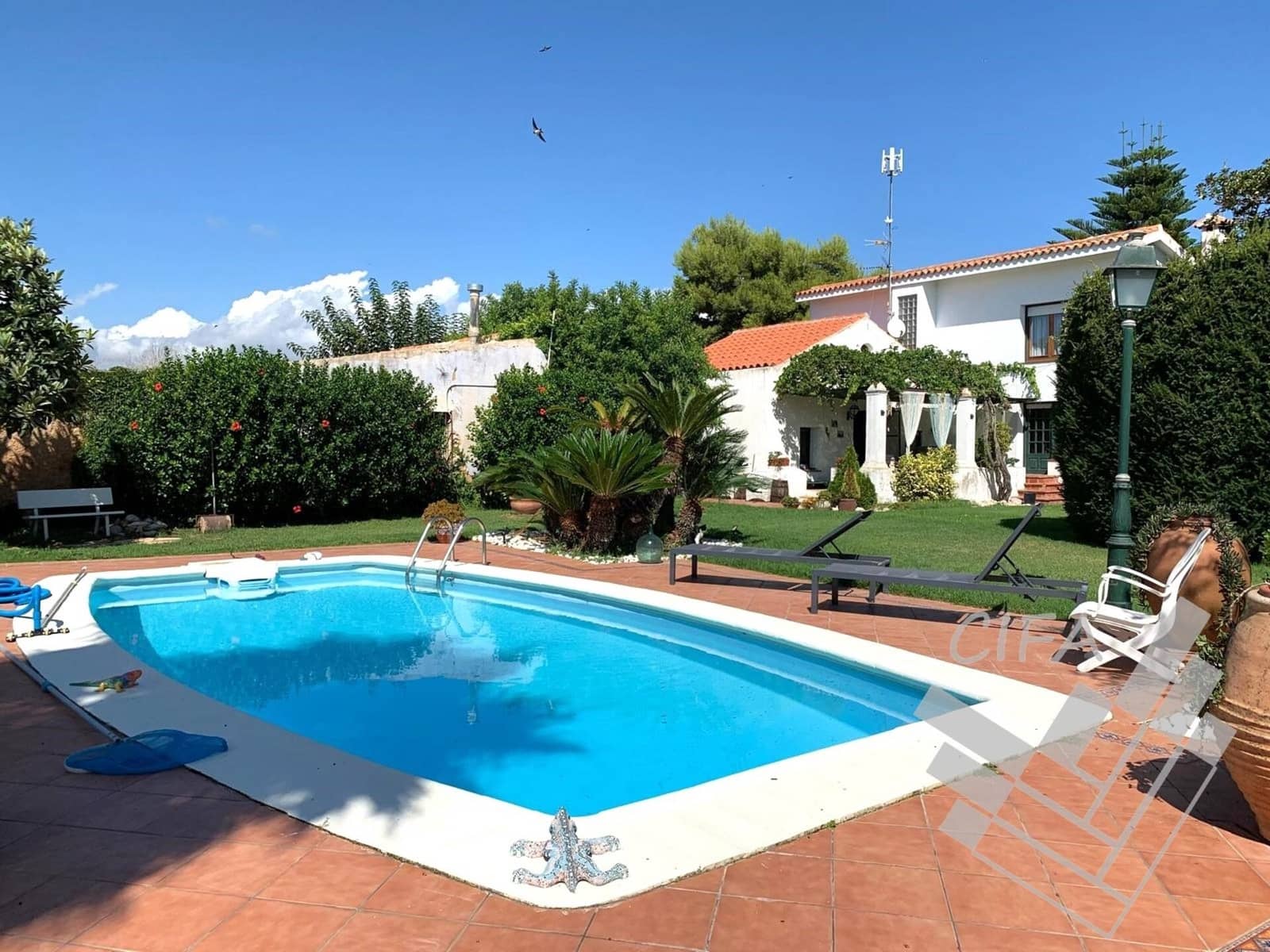 Chalet de 3 habitaciones en Vinaròs en venta con garaje - 440.000 € (Ref: 9379512)