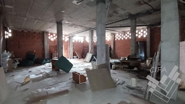 Kaupallinen myytävänä paikassa Benicarló - 109 000 € (Ref: 9382879)