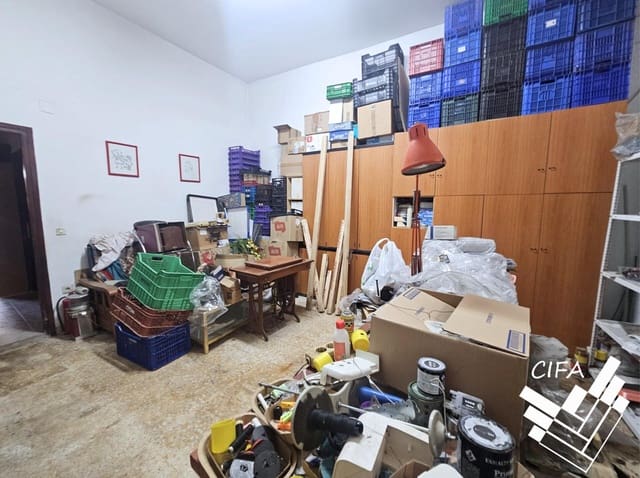 Commercial for sale in Vinaròs - € 150,000 (Ref: 9382882)