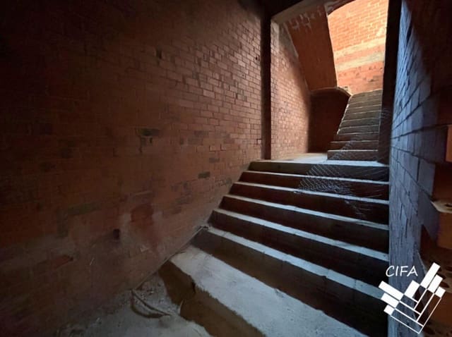 Commercieel te huur in Vinaròs - € 1.200 (Ref: 9382883)